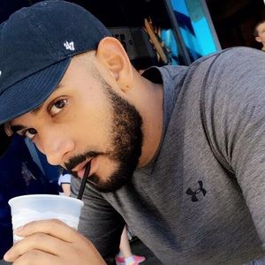 Meet your Posher, Jonathan